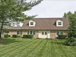 7026 Hampstead Ln photo 1