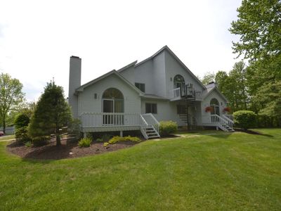 3 Woodstream Dr, Pittsfield, MA, 01201