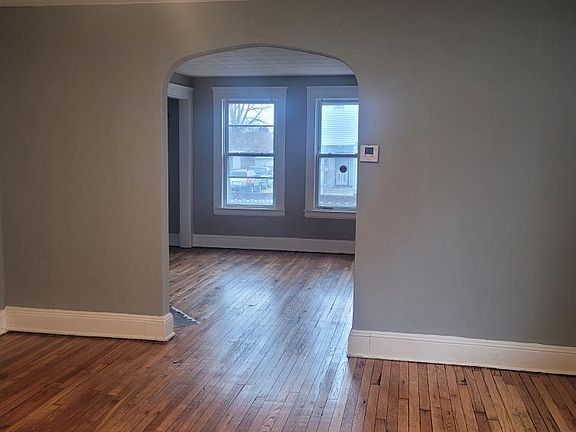 4th image of 1916 Forestdale Ave