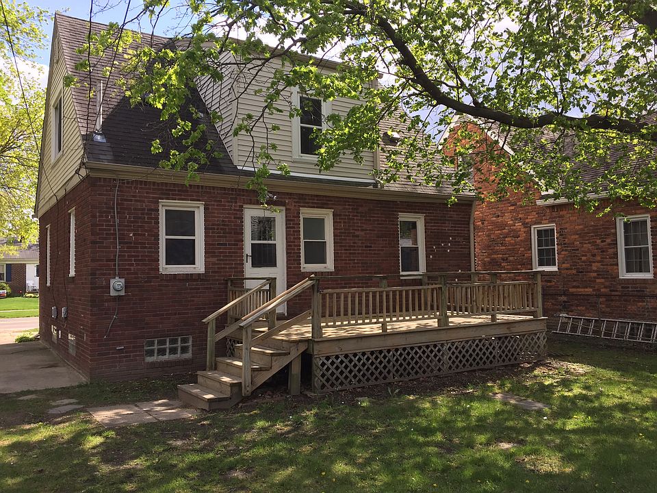 2nd image of 3252 Catalpa Dr