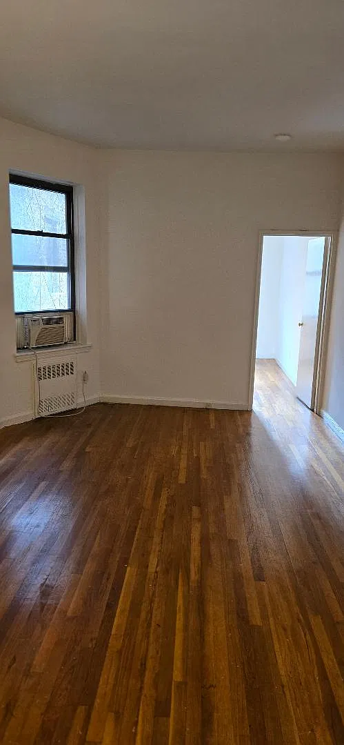 320 East 85th Street — Photo 2