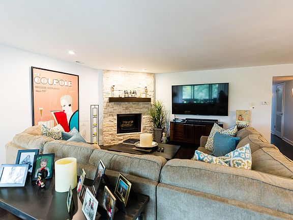 5th image of 13211 N Country Club Ct APT 2A