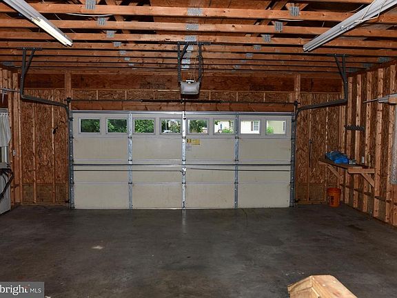 4th image of 29908 Shoreview Dr