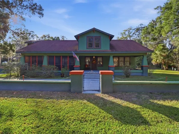 754 NE 2nd Ave, Crystal River, FL 34428