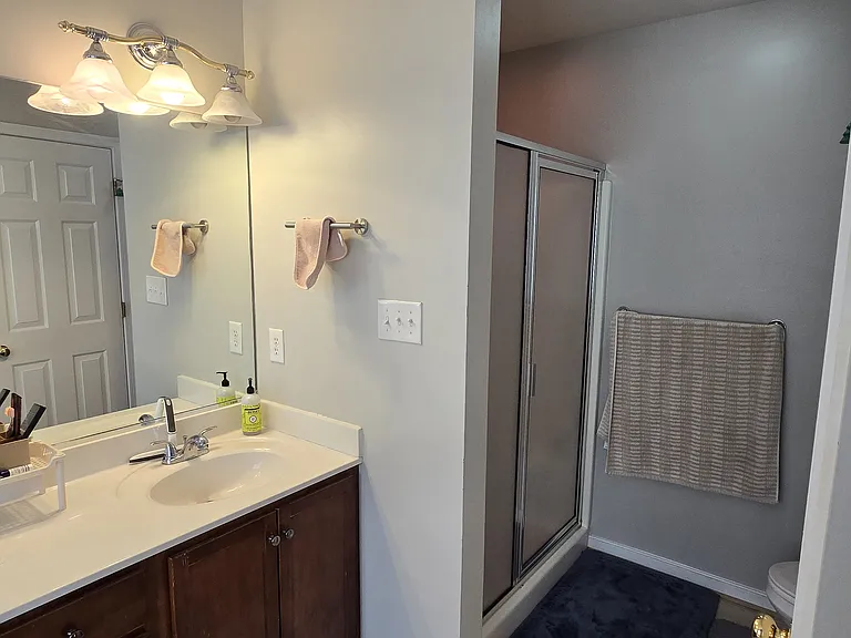 4804 Coachmans Landing Ct — Photo 47