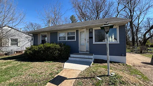 204 Tay Rd Photo 1