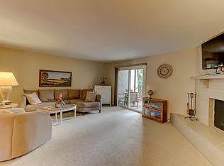705 Ventura Pl — Photo 4