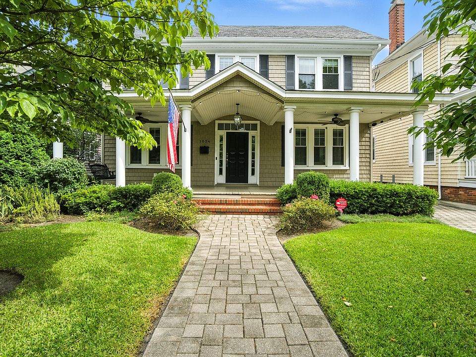 1st image of 1034 Jamestown Cres