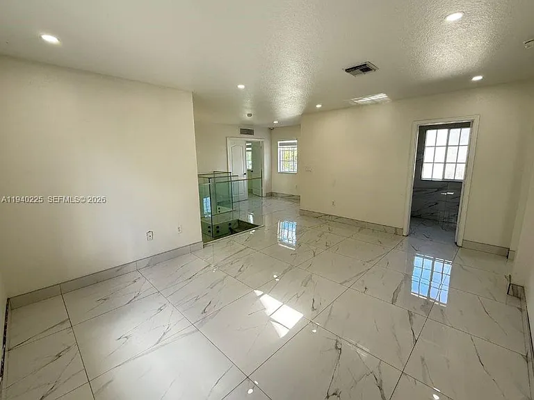 27037 SW 142nd Ave #0 — Photo 8