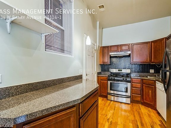 4th image of 1134 W Barry Ave #1