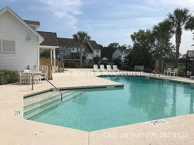 141 Winding River Dr — Photo 37