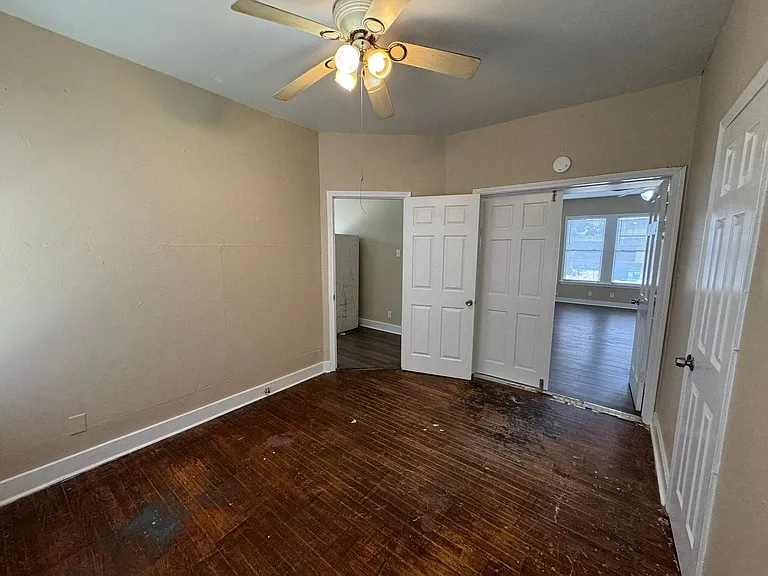 402 Egan St — Photo 8