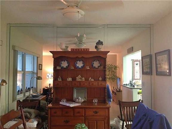 2nd image of 184 Stratford N #184