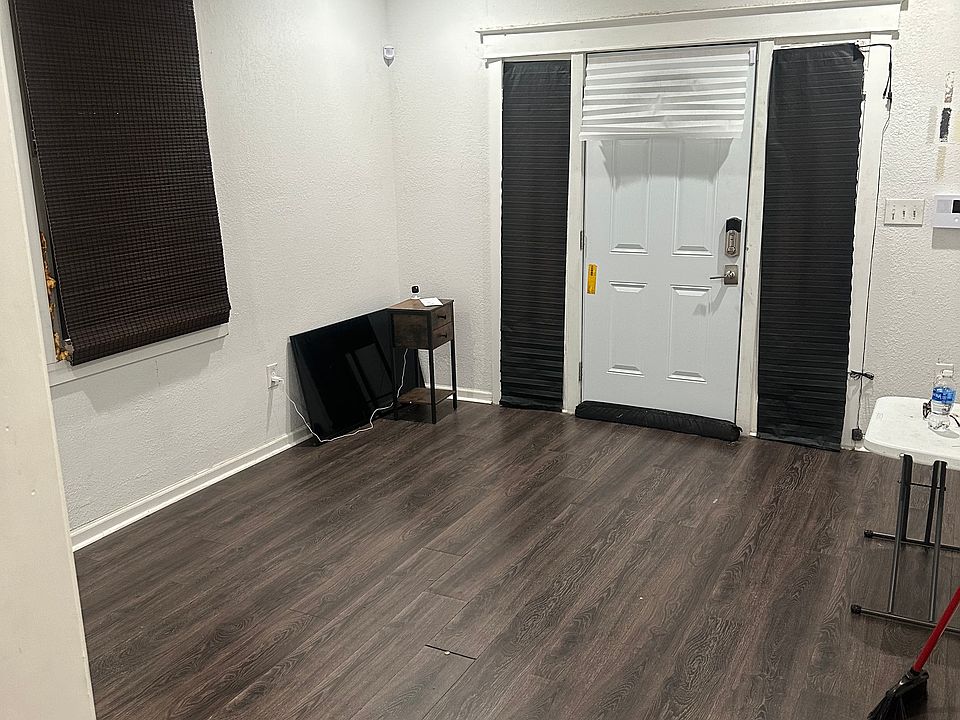 1st image of 1640 Poland Ave