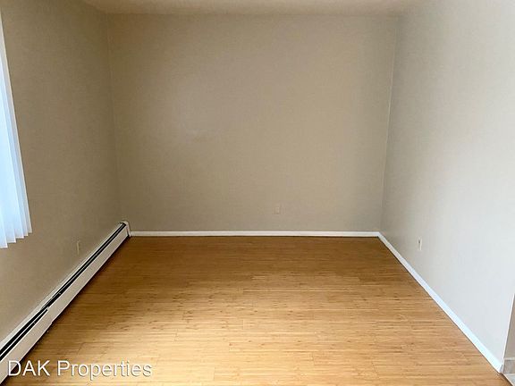 4th image of 1620 N Marshall St APT 205