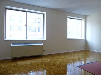 Rented by Siderow Residential Group