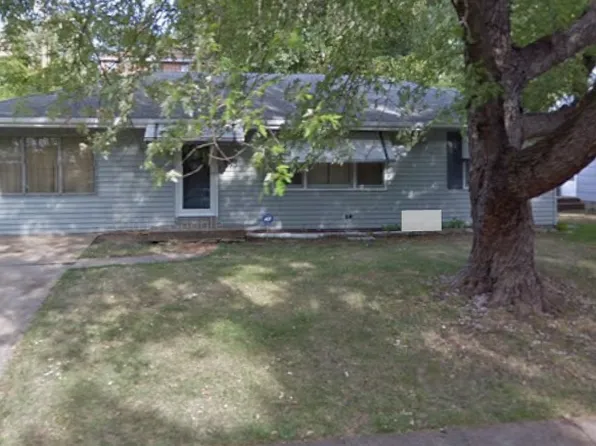 1042 Willmann Ct, Saint Louis, MO 63135