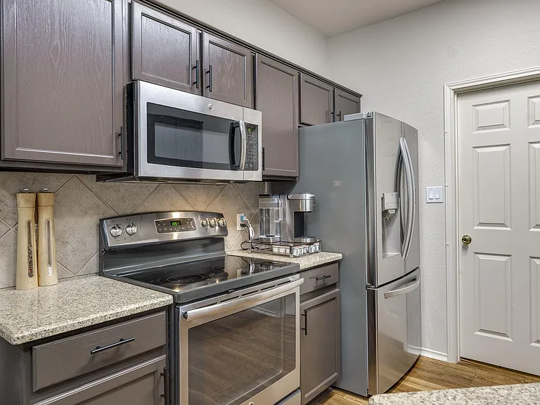 4501 Whispering Valley Dr #3 — Photo 16