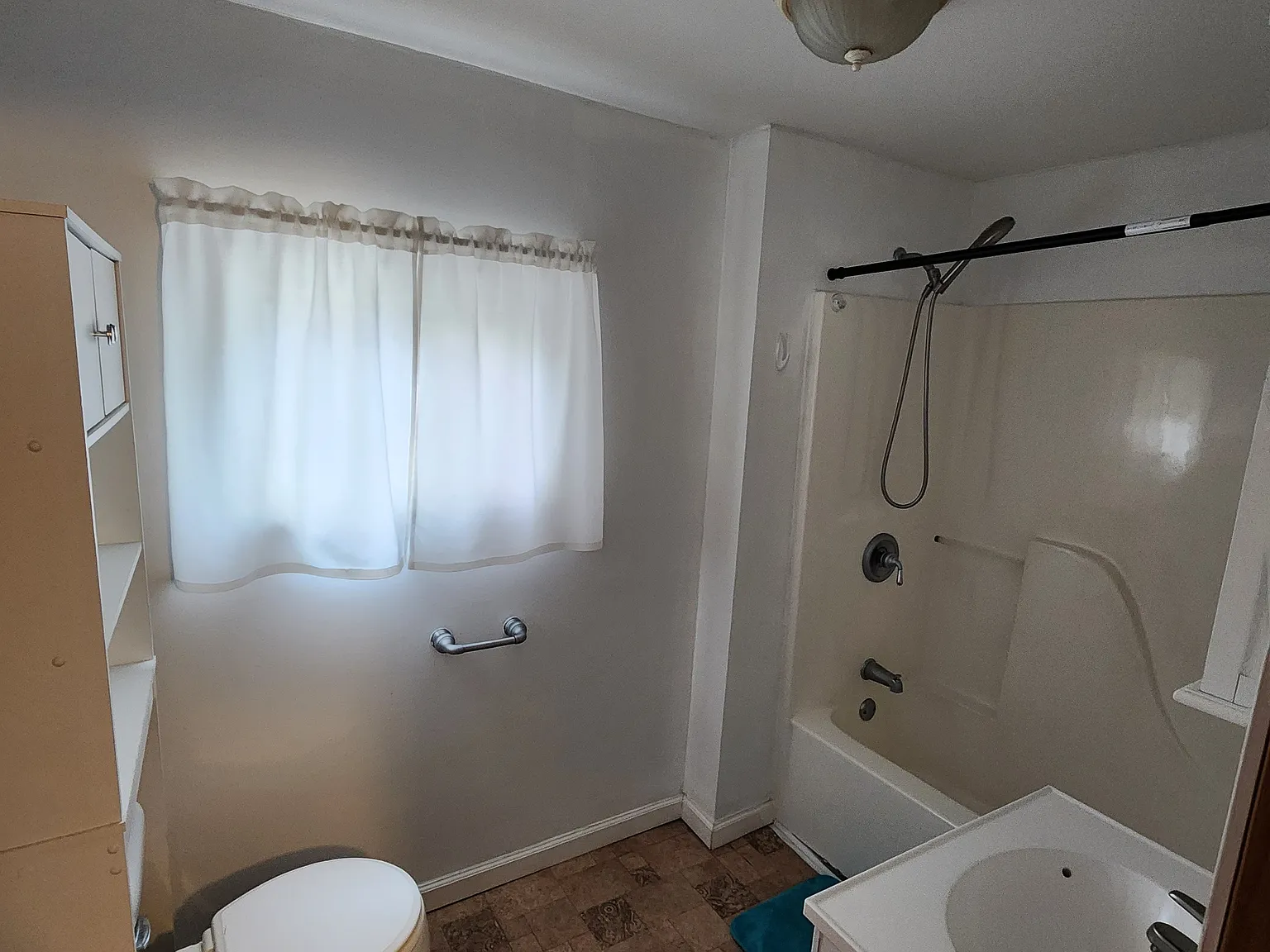 311 Crawford run rd — Photo 2