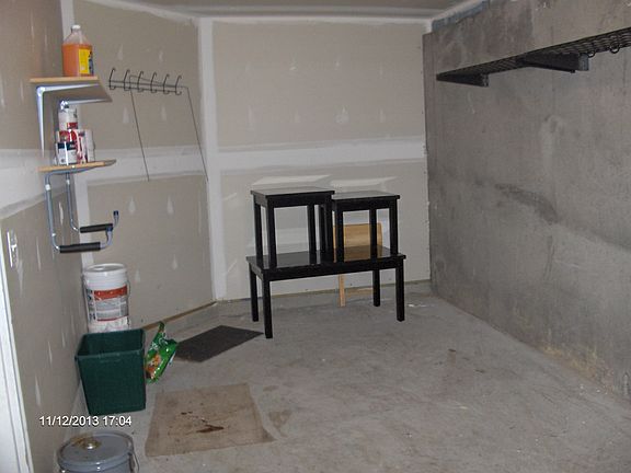 5th image of 205 Chesterbrook Ct