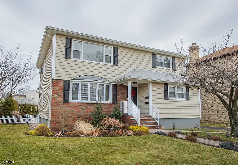 94 Scoles Ave — Photo 14