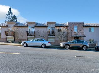 654 5th Ave S UNIT 101, Edmonds, WA 98020