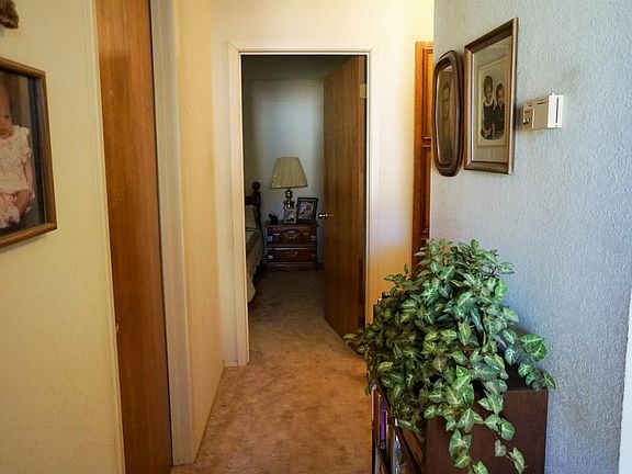 3rd image of 606 E Story St