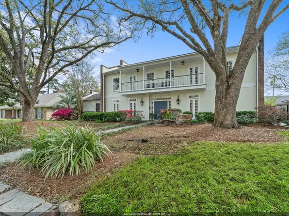 1925 Country Club Dr, Baton Rouge, LA 70808