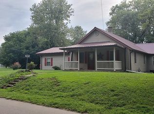 2075 River Rd, Spottsville, KY 42458