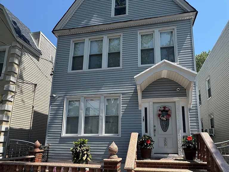 388 Fulton Ave #2 — Photo 4