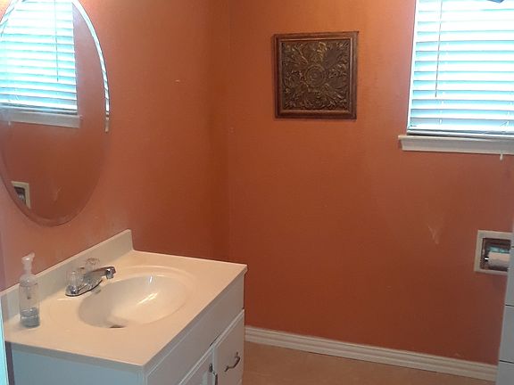 4th image of 12614 Adirondack Dr