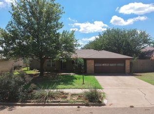 823 8th St, Wolfforth, TX 79382