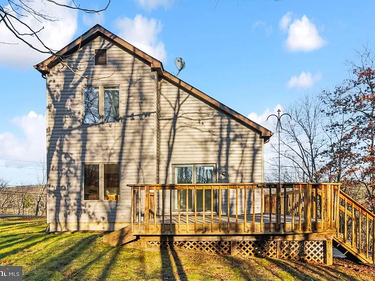 1232 Lakeview Dr — Photo 25