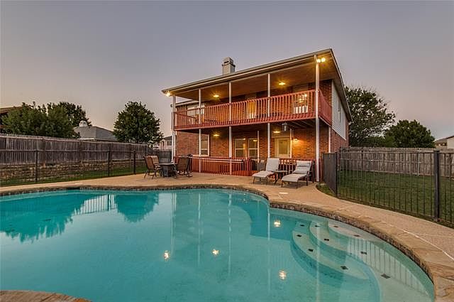 1st image of 3027 Clemente Dr