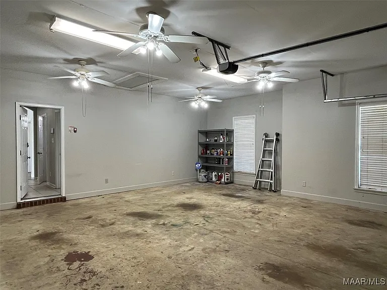 704 Emerald Dr — Photo 50