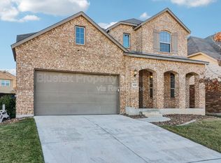 10208 High Noon Dr, San Antonio, TX 78254