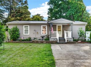 6184 Woodhollow Dr, House Springs, MO 63051