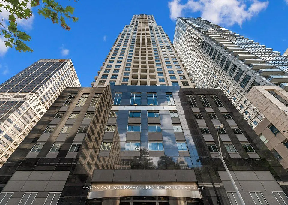 35 Balmuto St #2703