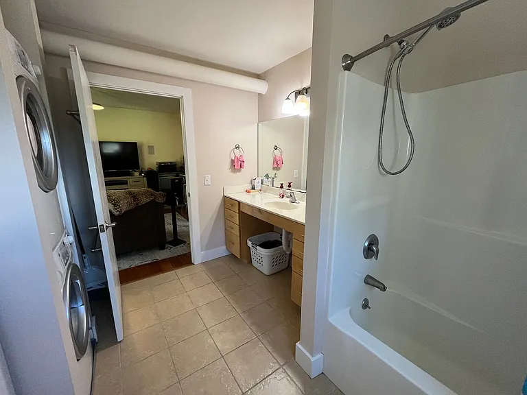 1707 Jefferson Park Ave — Photo 21