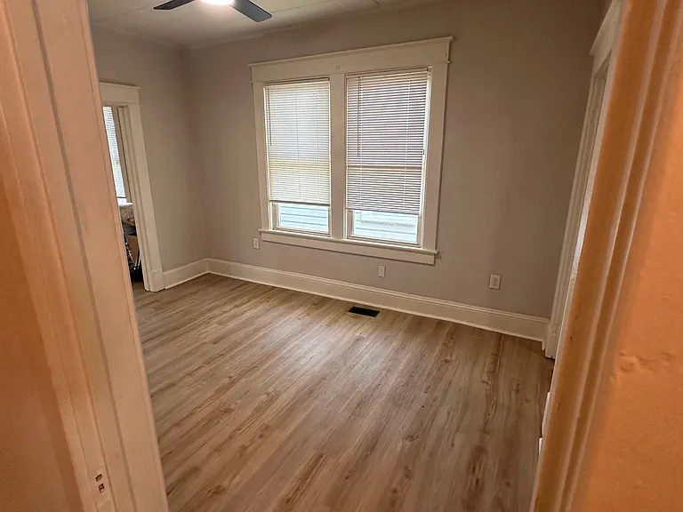 125 Lee Ave — Photo 7
