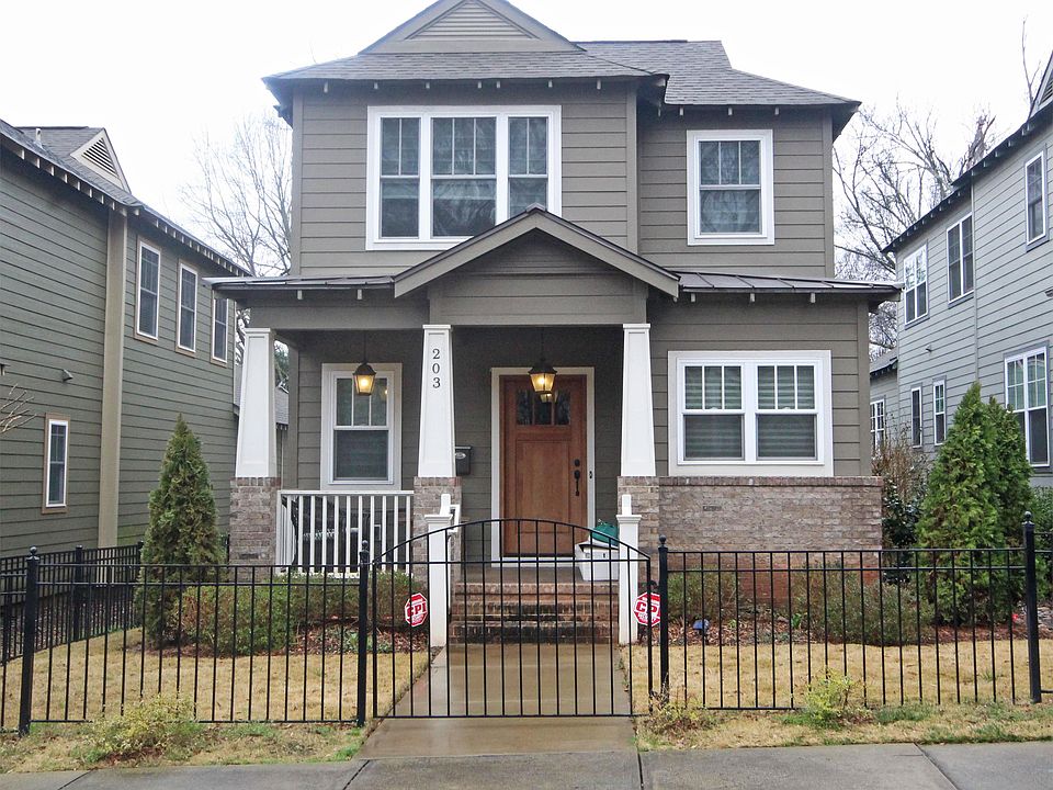 1st image of 203 Lloyd St