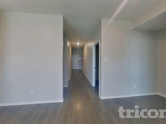 3rd image of 848 Glover Dr