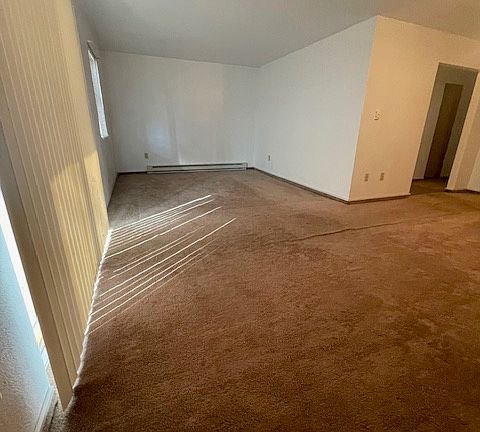 4th image of 67 Hinkley Dr #2