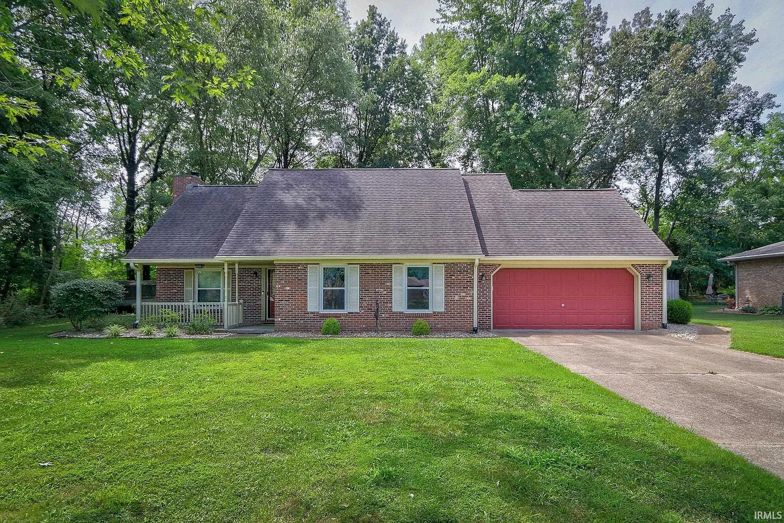 2611 Malibu Dr photo 1