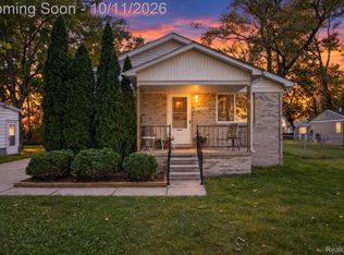 14668 Syracuse St, Taylor, MI 48180