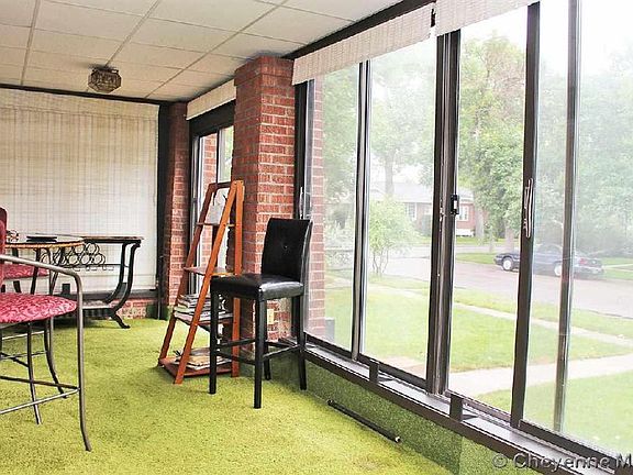 Heated, enclosed sunroom