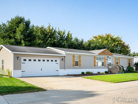 2nd image of 14448 Devon Dr