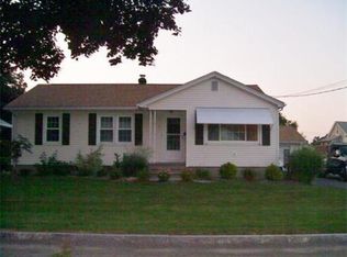 14 Clyde St, Chicopee, MA 01013