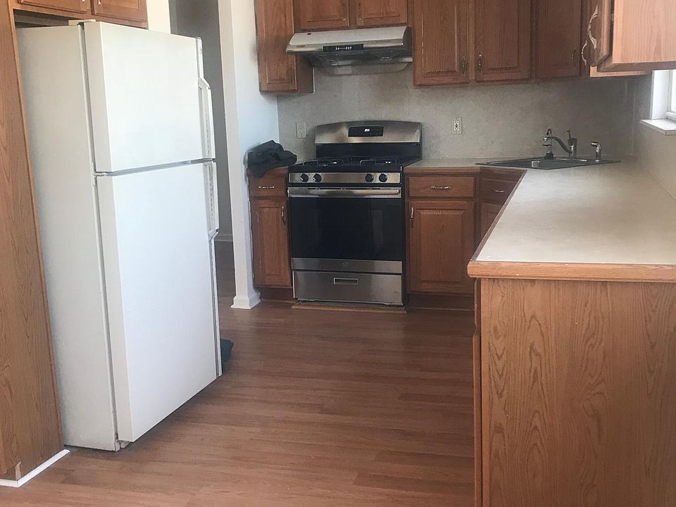 1st image of 10105 108th St