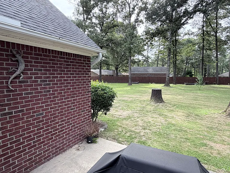 90 Old Spring Ct — Photo 21